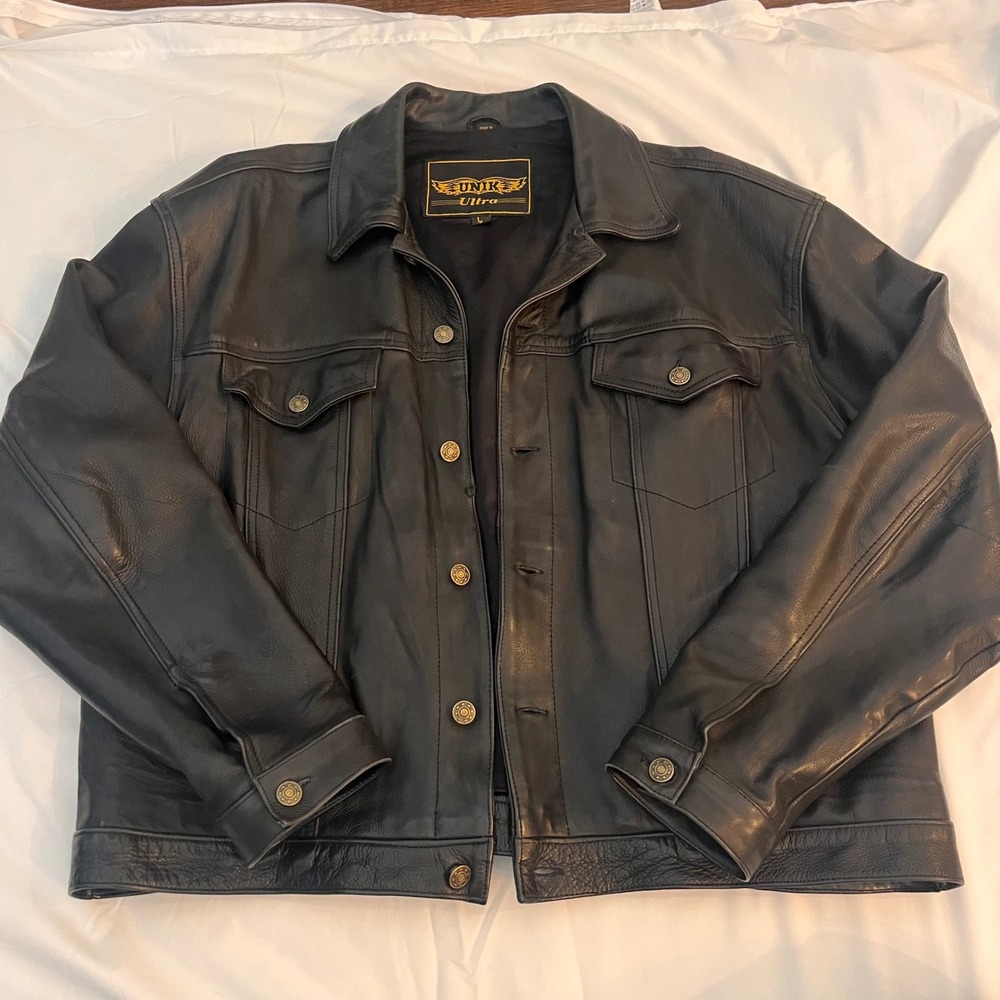 UNIK Ultra Men's Genuine Leather Jacket – Size Large
